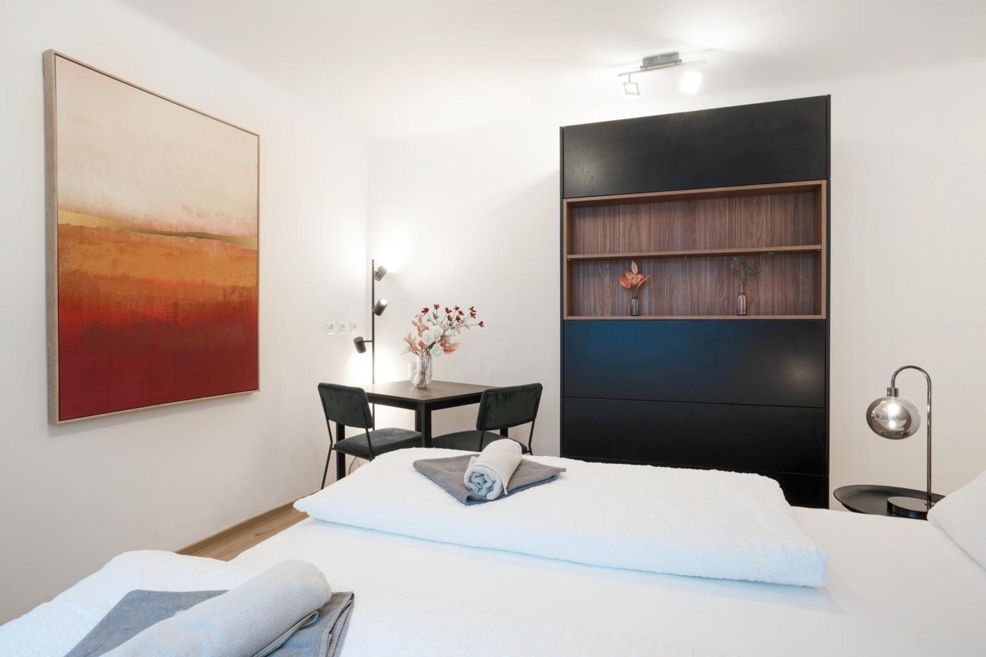 Apartment Easy Flat Main Plaza